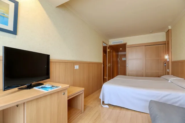 غرفة بسريرين منفصلين، Hotel Guitart Central Park Aqua Resort 3/5