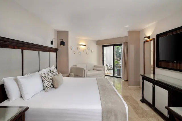 جناح جونيور مفردة بسرير كينج، Grand Palladium Vallarta Resort Spa All Inclusive 1/5