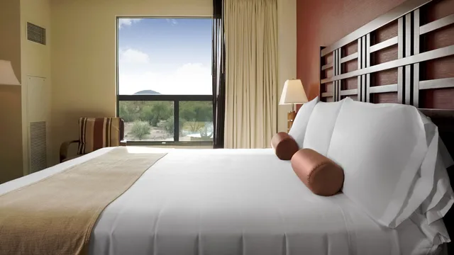 غرفة ديلوكس بسرير كينج، Wekopa Casino Resort 2/3