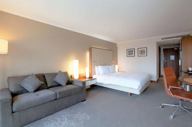 غرفة عائلية بسرير كينج، Hilton London Heathrow Airport Terminal 5 1/9