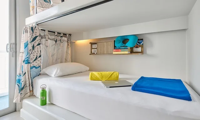 Bed in 4 Bed Mixed Dormitory Room، LUB D PHUKET PATONG 1/10