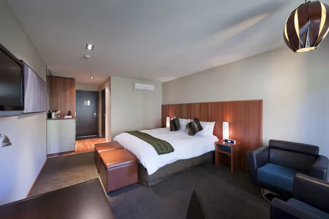 غرفة ديلوكس بسريرين كوين، Legacy Te Waonui Hotel Franz Josef 2/3