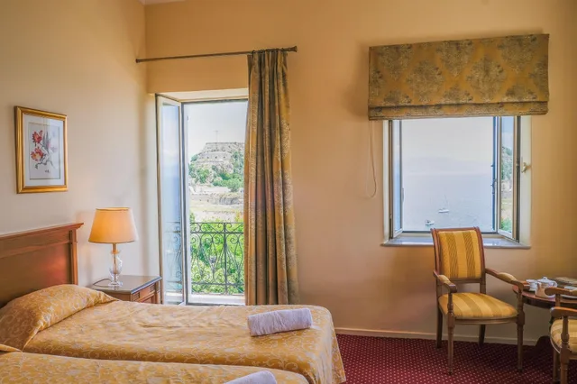 غرفة سوبيريور بإطلالة على البحر بشرفة، Cavalieri Hotel 9/10