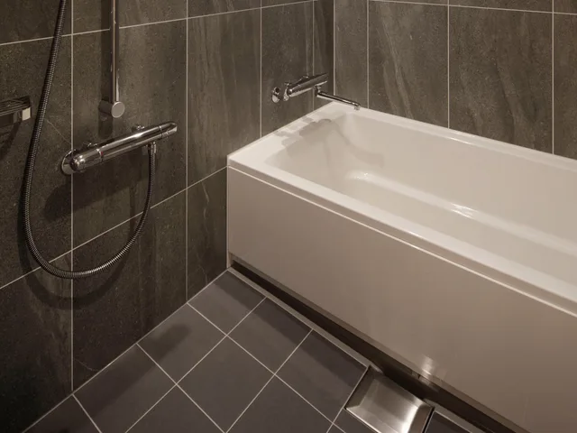 غرفة سوبيريور بسريرين مزدوجين، Hotel The Leben Osaka 4/6