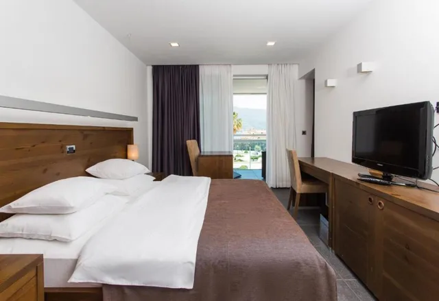 Superior, City View, Balcony, Avala Resort and Villas 1/1