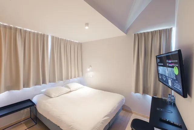 غرفة قياسية بسرير كوين، 171. Urban Design Hotel 5/10