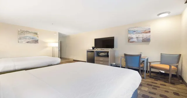 Room, 2 Queen Beds, Best Western Amador Inn 4/4