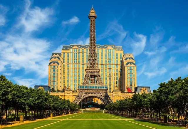 Champagne, Suite، The Parisian Macau 1/2