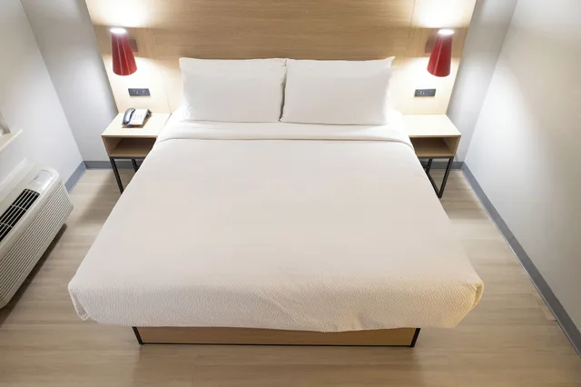 غرفة مفردة بسرير كينج لذوي الإعاقة، Atrea Inn Amarillo 2/3