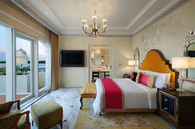 Maharaja, Suite, 1 King and 2 Queen Beds، The Leela Palace Jaipur 1/3
