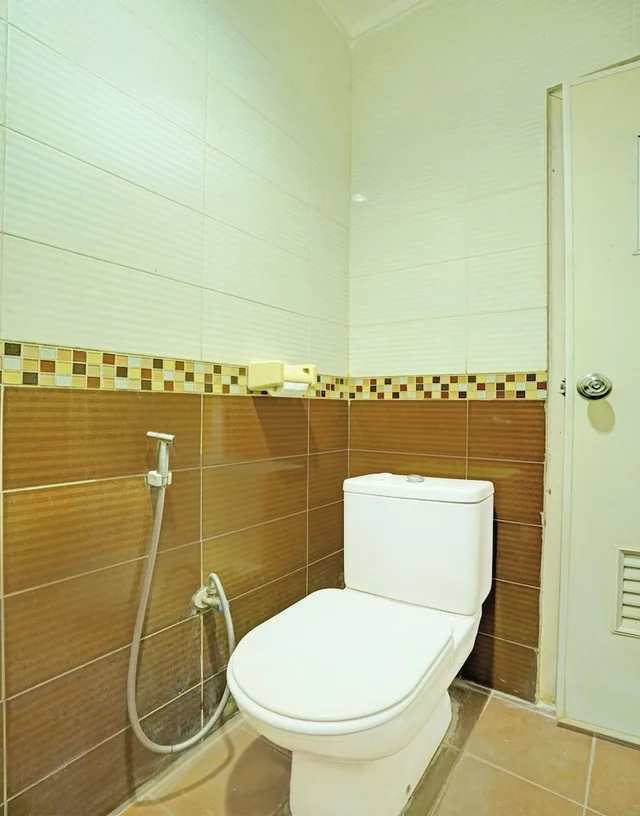 غرفة ديلوكس بسريرين منفصلين، Hotel O Padang City Center Near Pantai Padang Formerly D'Dhave Hotel 6/6