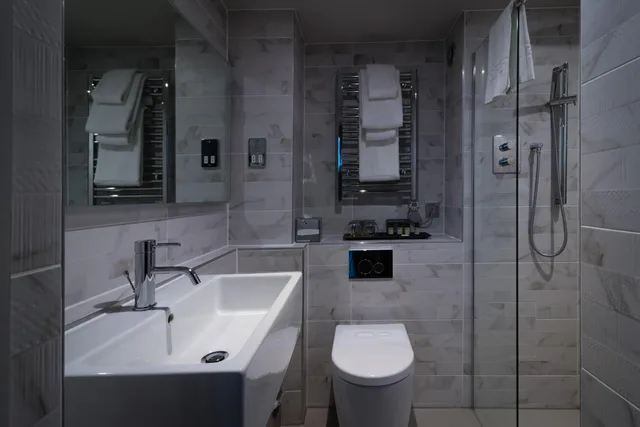 Comfy, Standard, Double Bed، Seven Hotel 5/6