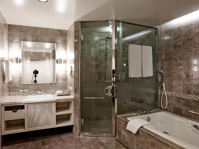 Club, 2 Double Beds, Pool Access، Lotte Hotel Guam 2/2