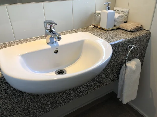 Superior, Studio, Queen Bed, Bella Vista Motel Te Anau 4/6