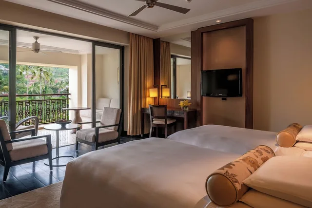 جناح غراند تنفيذي بسرير كينج بشرفة بمنطقة جلوس، GRAND HYATT GOA 1/10