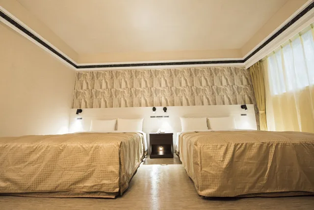 غرفة قياسية رباعية بسريرين مزدوجين، Doitsu Hotel 5/9