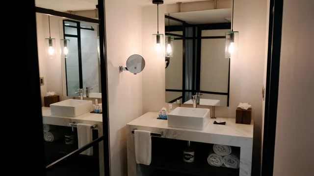 غرفة بسرير كينج، Hotel Indigo Guadalajara Expo, an IHG Hotel 4/5