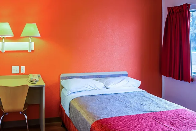 غرفة ديلوكس بسرير مزدوج لذوي الإعاقة، Motel6 Porterville, CA 3/5