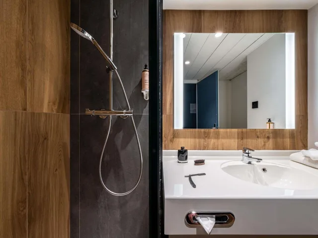 غرفة قياسية، Mercure Grenoble Centre Alpotel 10/10