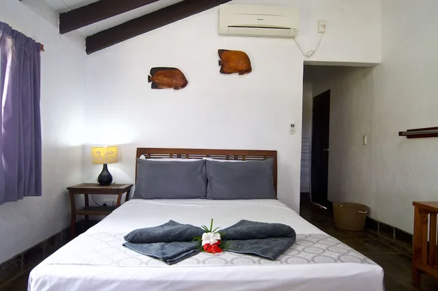 غرفة عائلية بسرير كوين وسريرين منفصلين بغرفة نوم واحدة، Deco Stop Lodge 9/10