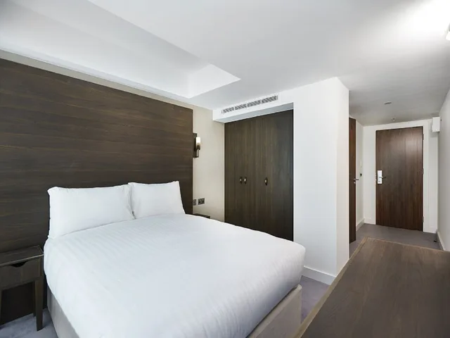 Renovated, Superior, Double Bed، Central Park Hotel 1/10