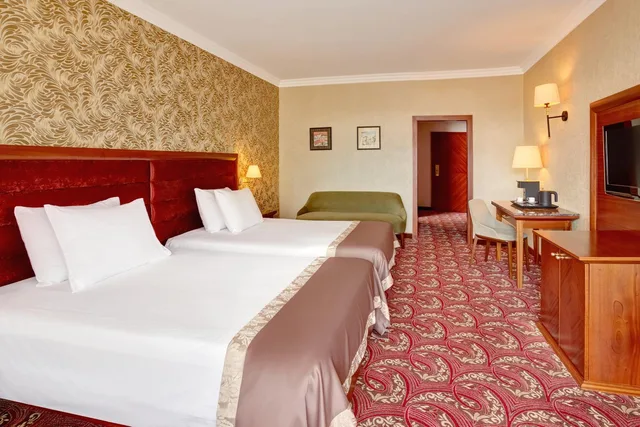 غرفة سوبيريور بسرير مزدوج أو سريرين منفصلين بإطلالة على المتنزه بشرفة، Remisens Hotel Metropol 1/7