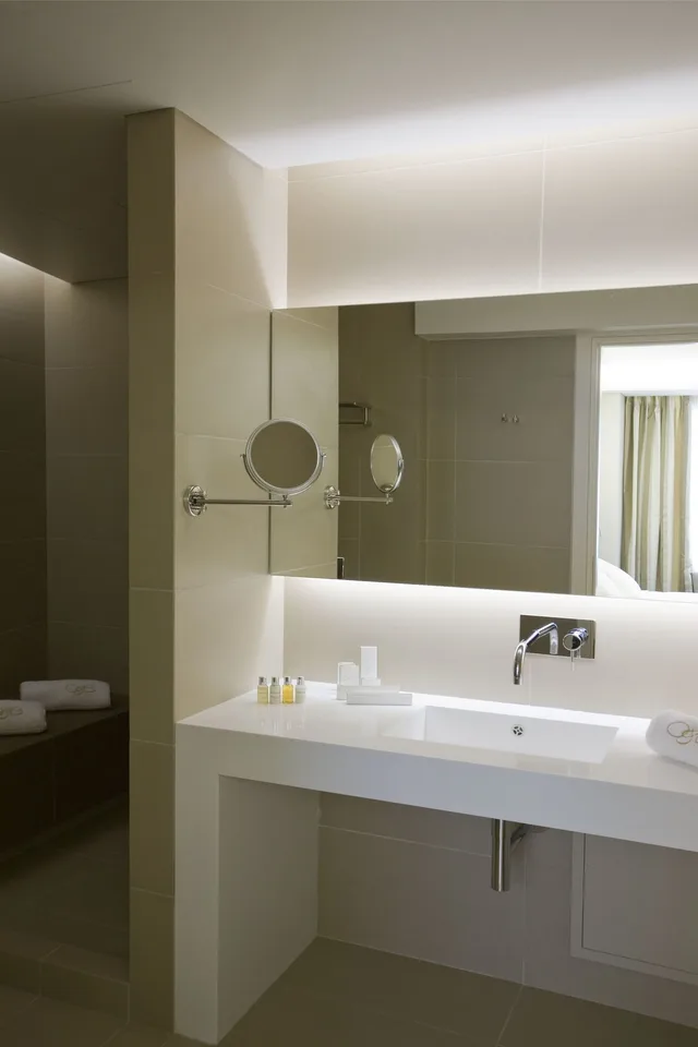 Superior, Queen Bed, O and B Athens Boutique Hotel 8/8