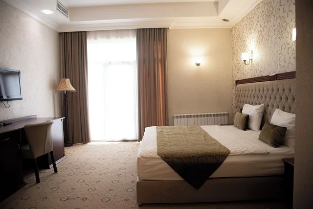 غرفة كومفورت ثلاثية بثلاثة أسرّة، Capitol Hotel 1/5
