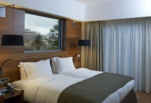 Executive, Suite, Double Bed, Sofa, Samaria Hotel 2/6