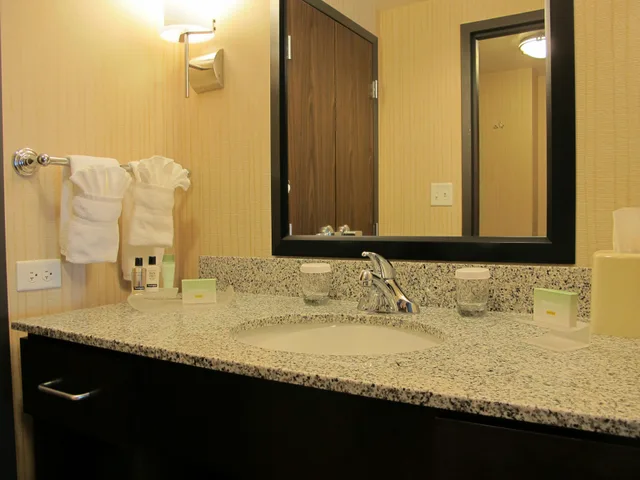 جناح بسريرين كوين لذوي الإعاقة، Homewood Suites By Hilton Coralville Iowa River Landing 2/2
