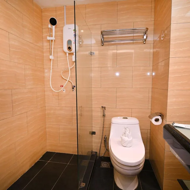 غرفة ديلوكس بسرير كينج، Kingston Hotel 10 @ Bukit Jalil 8/10