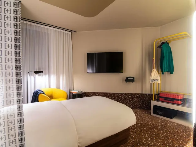Tribe, Single Bed, with Extra Bed, Accessible، TRIBE Dusseldorf 2/6