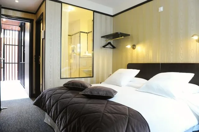 Renovated, Standard, Double Bed، Hotel Le Berger 4/10