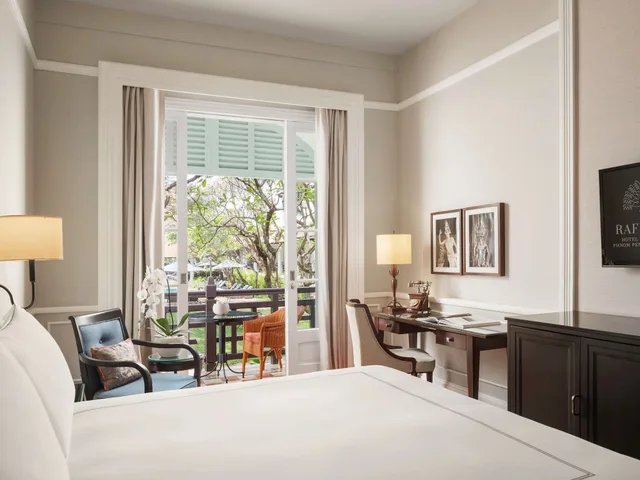 State, 2 King Beds, Pool View، Raffles Hotel Le Royal 8/10