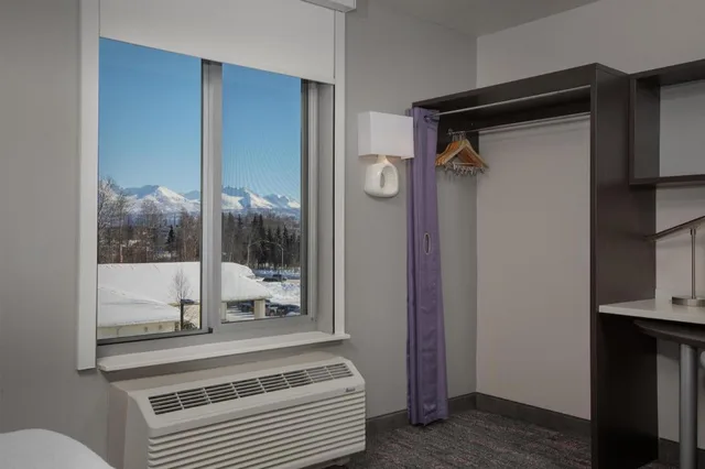 جناح استوديو بسرير كينج لذوي الإعاقة، Home2 Suites by Hilton Anchorage/Midtown 7/8