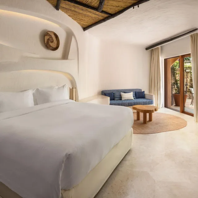 Inner, Contemporary, Deluxe, Suite, King Bed, with View, Terrace، Hotel Cala Di Volpe Costa Smeralda 1/7