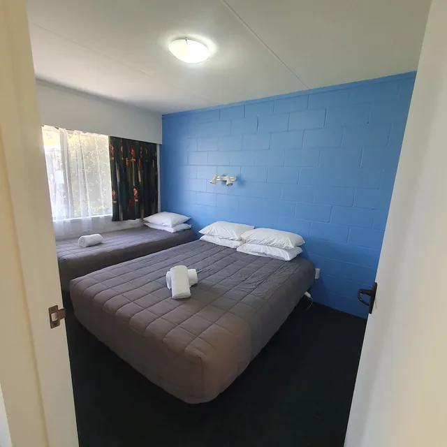 غرفة عائلية بسرير كوين وسريرين فرديين، OHAKUNE COURT MOTEL 2/9