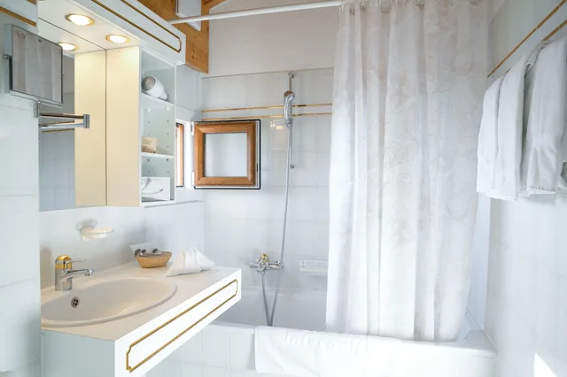2 Bedrooms, Suite, 4 Beds, Queen Murphy Bed، Helvetia Intergolf Hotel And Aparthotel 4/4