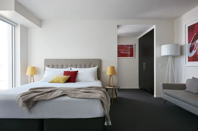 Deluxe, Studio, Suite, Twin Beds, The Watson Adelaide - Art Series 1/6