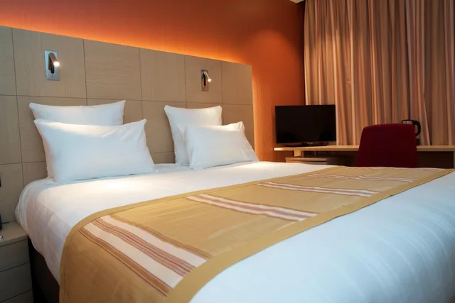 غرفة بسرير كينج، NASH AIRPORT HOTEL 2/9