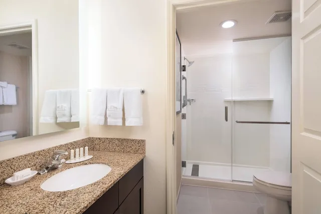 استوديو بسرير كينج مع أريكة لذوي الإعاقة، Residence Inn by Marriott Milpitas Silicon Valley 2/4