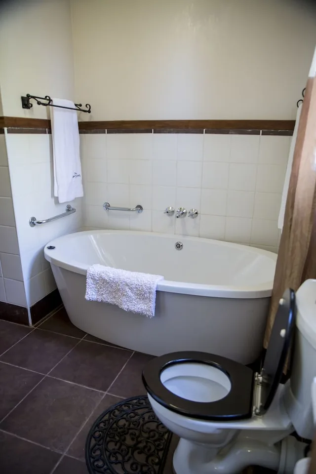غرفة ديلوكس ثلاثية بسرير كينج وسرير فردي، Ons Dorpshuis Guest House 5/5