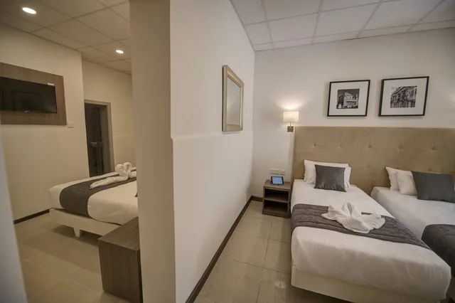 غرفة عائلية بشرفة، Europa Hotel 4/6