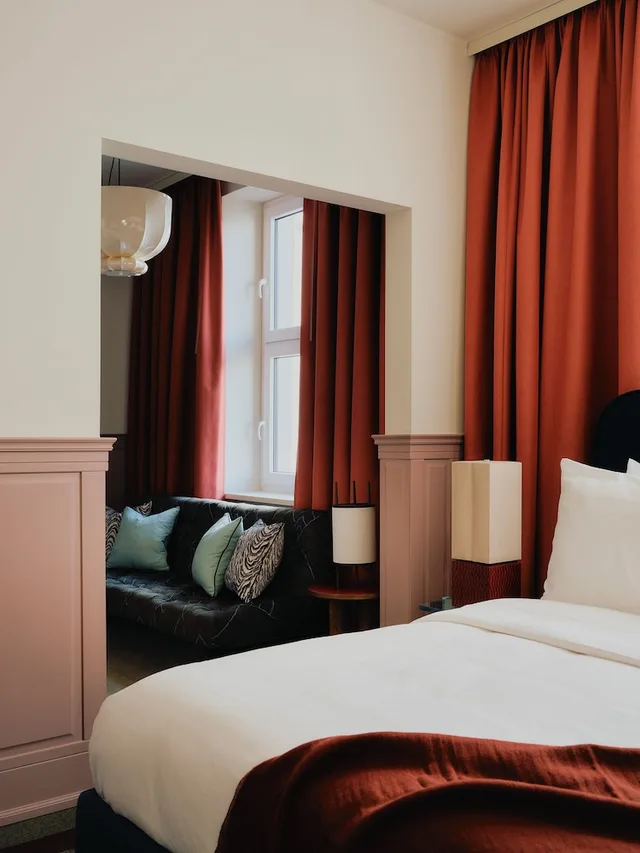 Studio, Suite, King Bed, Sofa, The Dean Berlin 1/4