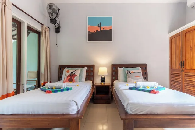 غرفة بسريرين منفصلين بإطلالة على الحديقة، Bale Sampan Bungalows 8/10
