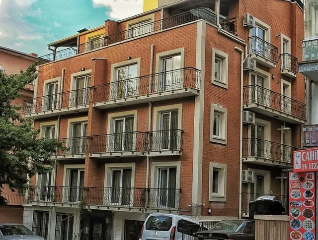 غرفة تُحدَّد عند الوصول، Concept House 1/2