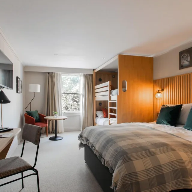 غرفة عائلية، The Park Hotel Park Road 2/7