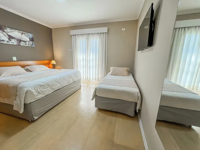 غرفة سوبيريور ثلاثية بسرير كوين وسرير فردي، Pousada Nacional Inn Campos do Jordao 1/9