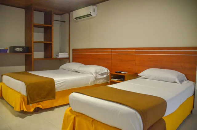 Family, Triple, 1 Double and 1 Single Bed, Hotel Portobelo Boulevard 8/10