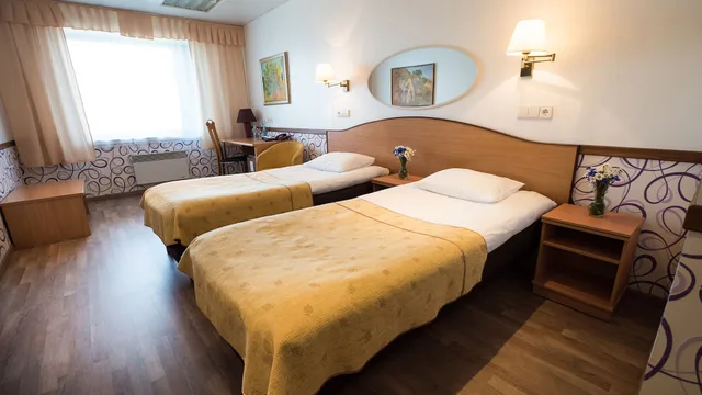 غرفة قياسية بسريرين منفصلين، Hestia Hotel Susi 2/4